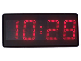 Reloj Digital Led  4 digitos Caja 616X288X45 mm Dígito 200 mm Color Rojo o Amarillo  Programación LAN WWW Alimentación PoE