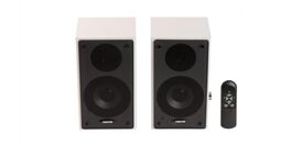 Pareja de Altavoces Activos  CLASS-220    2 X 20W. Receptor Bluetooth 5.0 incorporad, con mando a distancia.