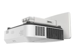 Video Proyector Laser BENQ LW890UST ultracorta distancia con lúmenes 4000. WXGA(1280 x 800). Incluye soporte de pared.